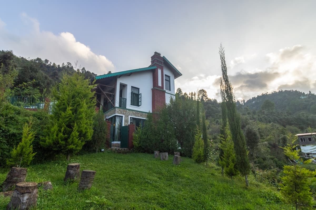 Joie De Vivre Mukteshwar - 6 BR Boutique Homestay
