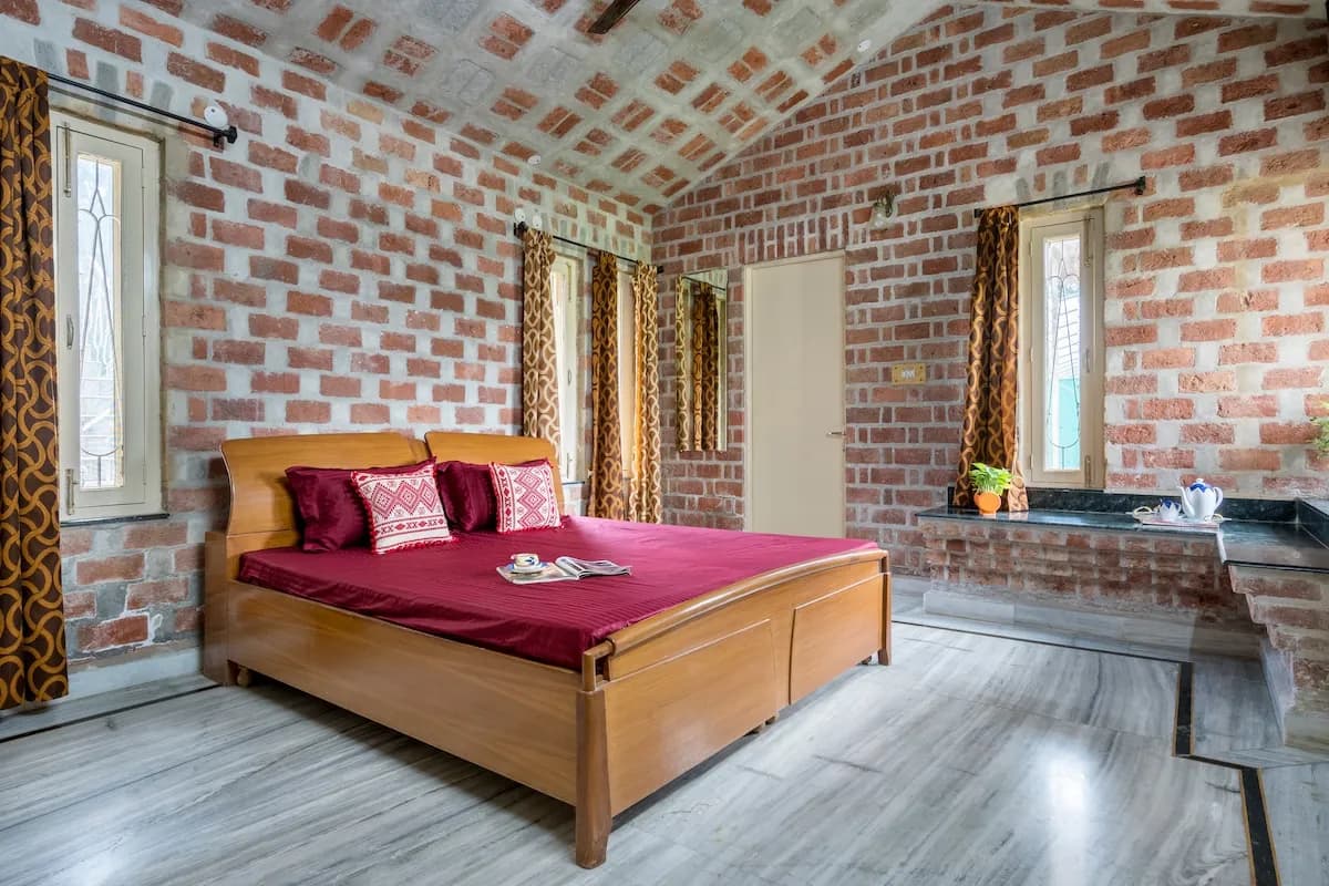 Quiet bedroom