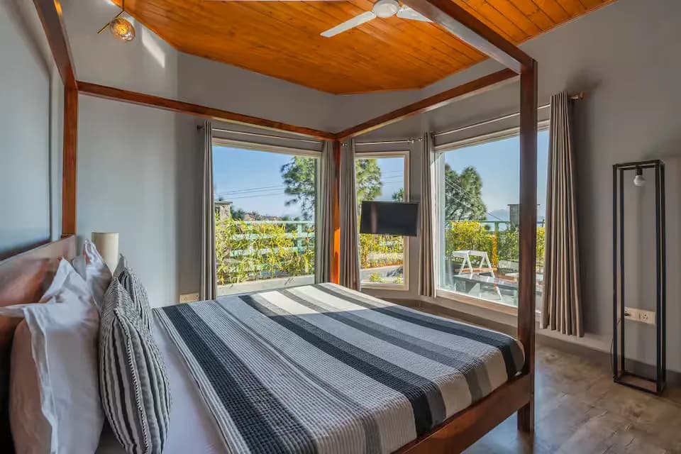 Fifth bedroom