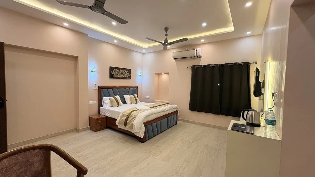 Next morning at Pravaah Homestay, Varanasi