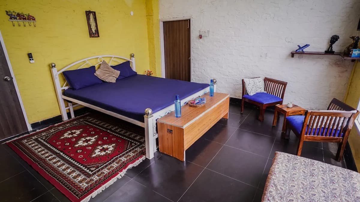Second bedroom