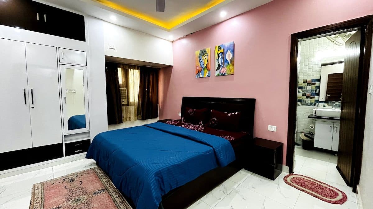 AHAM PREMA | Luxe 3 BR Stay 15 min from Airport